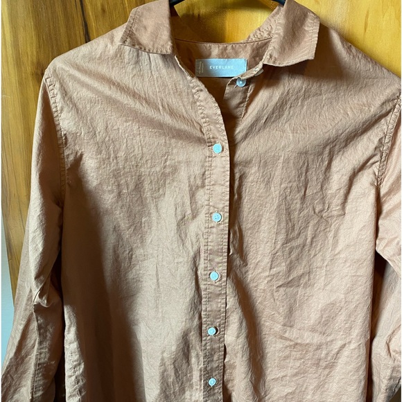 Everlane Tawny Brown Silky Cotton Button Down - Picture 3 of 8